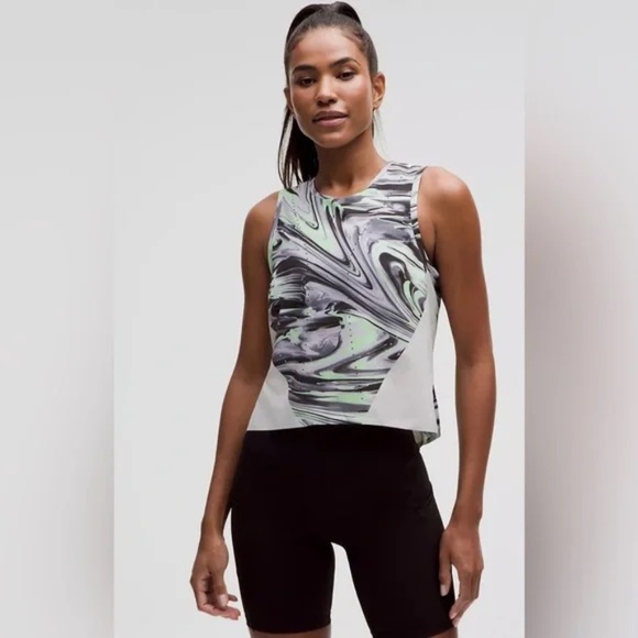 lululemon athletica Tops - Lululemon Swift Ventilated Running Tank Top M
